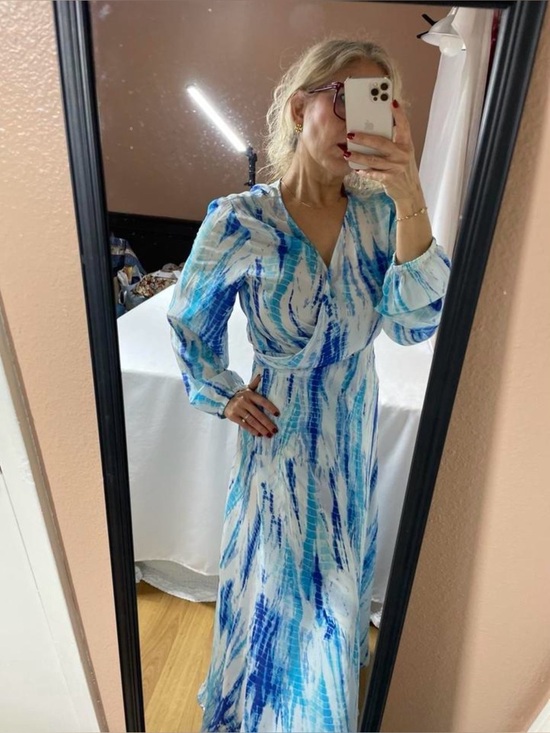 Boston Proper Dresses & Skirts - Boston Proper Blue Tie-Dye Faux Wrap Long Sleeve Maxi Dress Size L